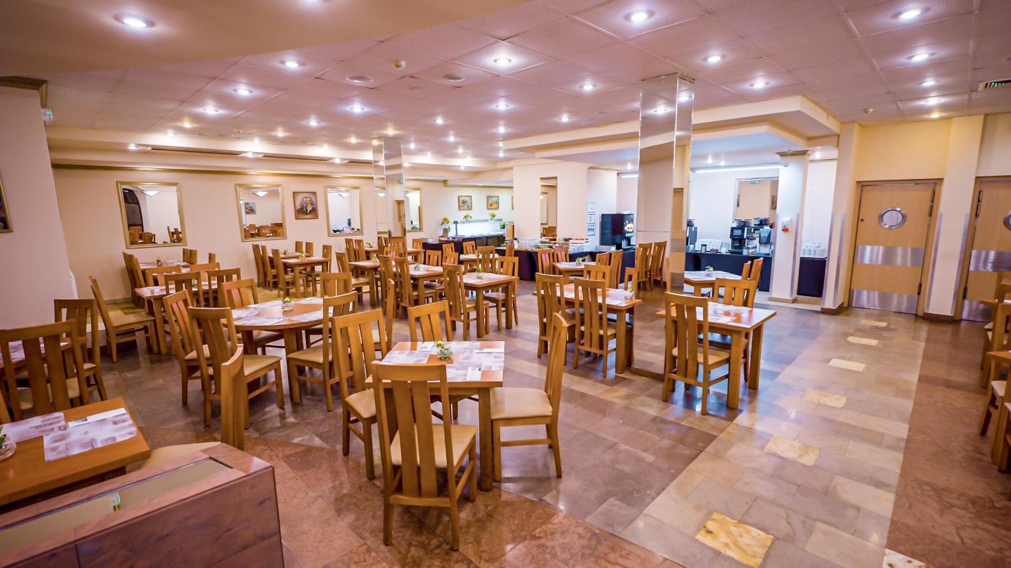 Viešbutis Gromada Centrum 3*